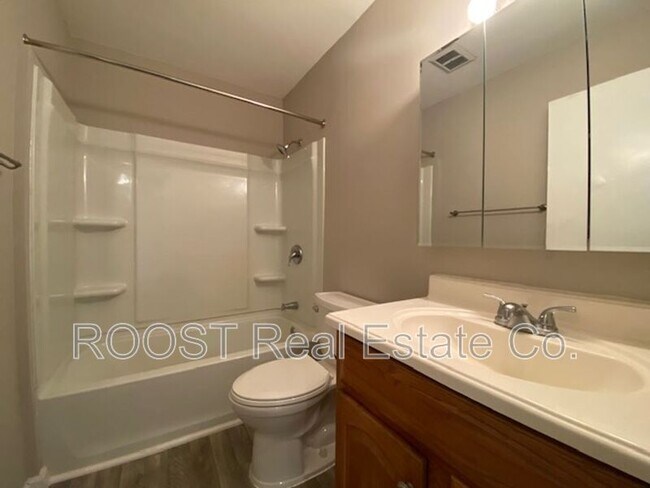 Building Photo - 3323 Upper Valley Pike