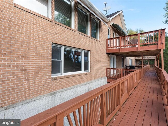 Building Photo - 21 Courtney Cir