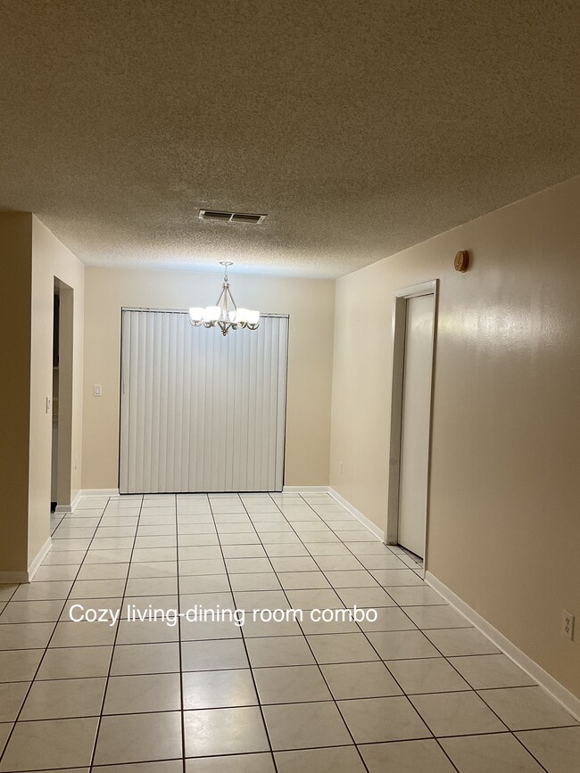 Building Photo - 7051 Citrus Point Ct