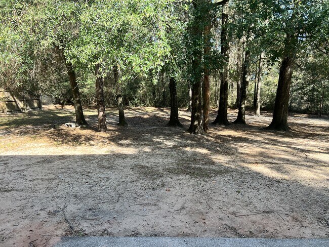 Building Photo - 6005 Fiori Dr