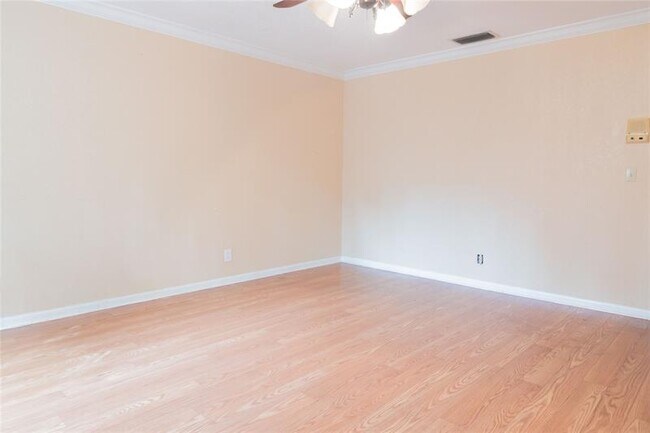 Building Photo - 7480 NW 37th Ct