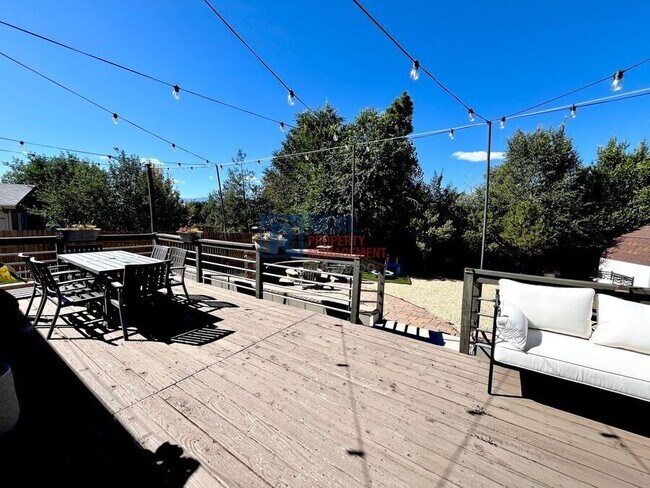 Building Photo - 3640 Inspiration Dr
