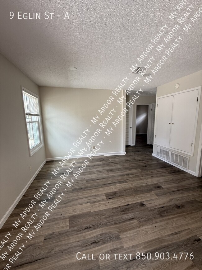 Building Photo - 9 Eglin St