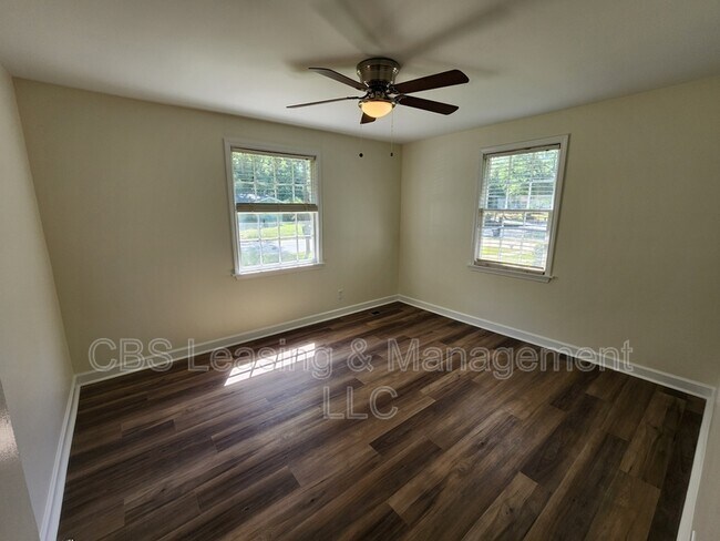 Building Photo - 4207 17th Ave