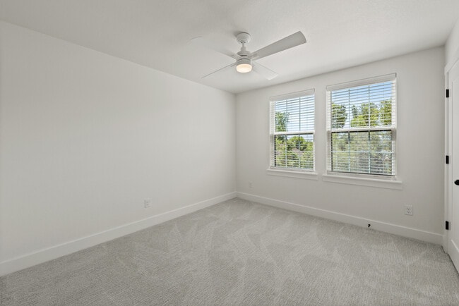 Building Photo - 516 Mercado St