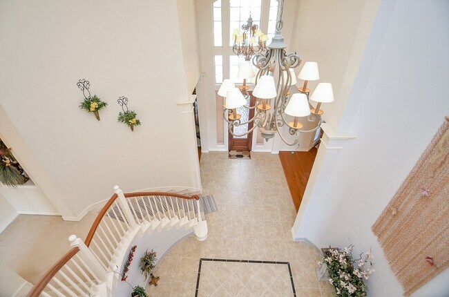 Building Photo - 7934 Woodcrest Ct