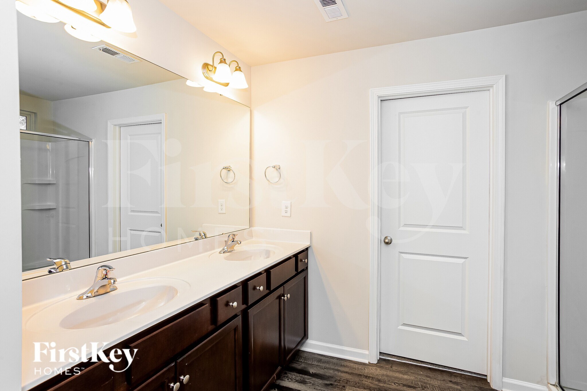 Building Photo - 9522 Hamel St