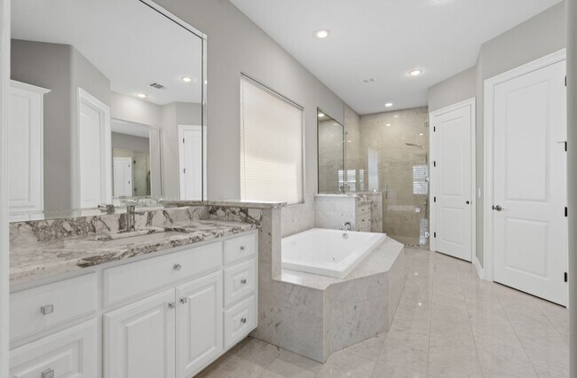 Building Photo - 11206 Castille Ln