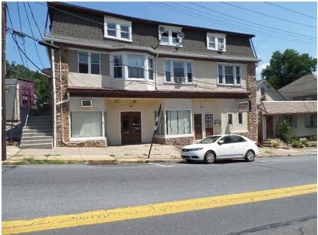 Primary Photo - 2311 Perkiomen Ave