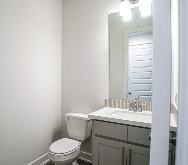 Building Photo - 7007 Snow Finch Ln