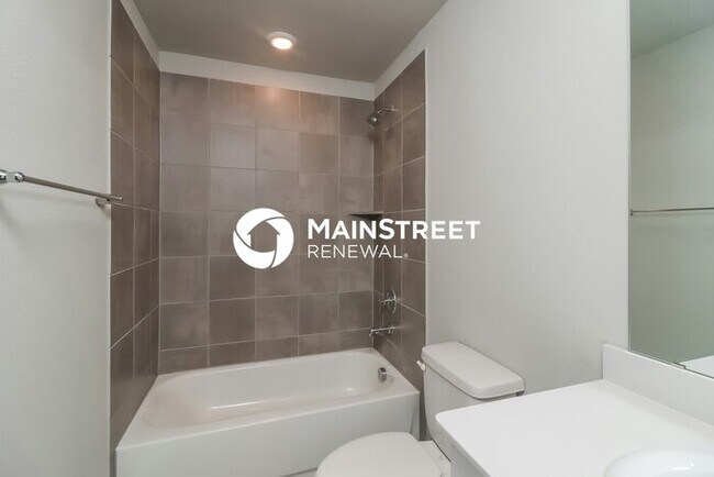 Building Photo - 4 Bedroom Pet-Friendly Home in Fort Worth, TX with Main Street Renewal