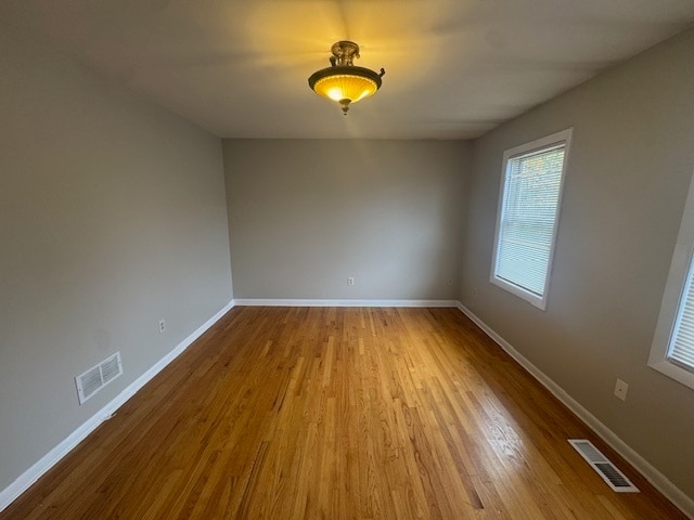 Building Photo - 26 Albertson Rd