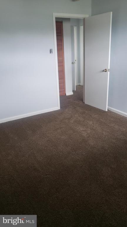 Building Photo - 212 Allendale Dr