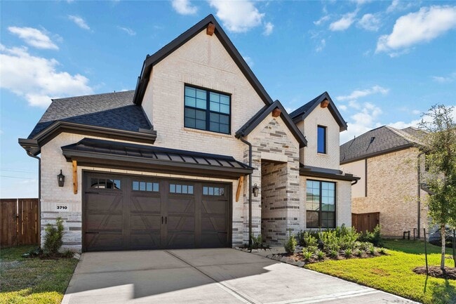 Building Photo - 3710 Highcliffe Dr