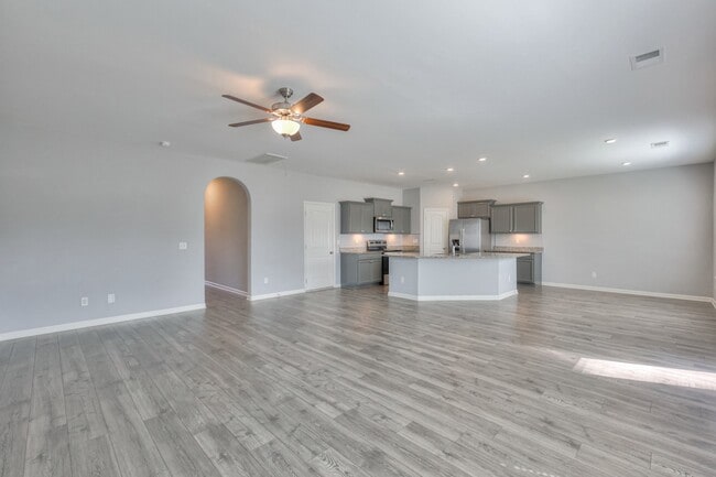 Building Photo - 212 Eusa Cantrell Ln