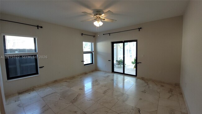 Building Photo - 21369 SW 92nd Ave