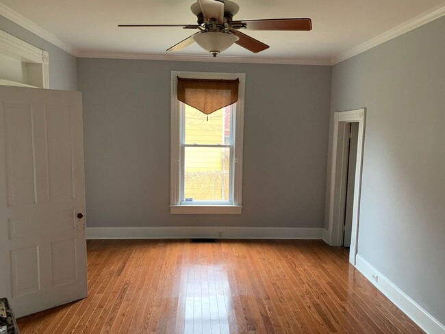 Building Photo - A Wonderful Historic Home in Downtown Wins...