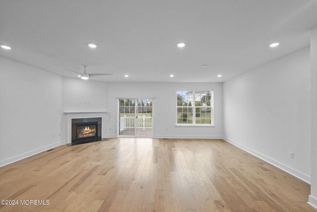 Building Photo - 505 Pilot St