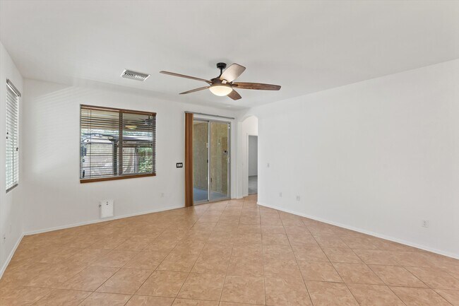 Building Photo - 8623 N Western Juniper Terrace