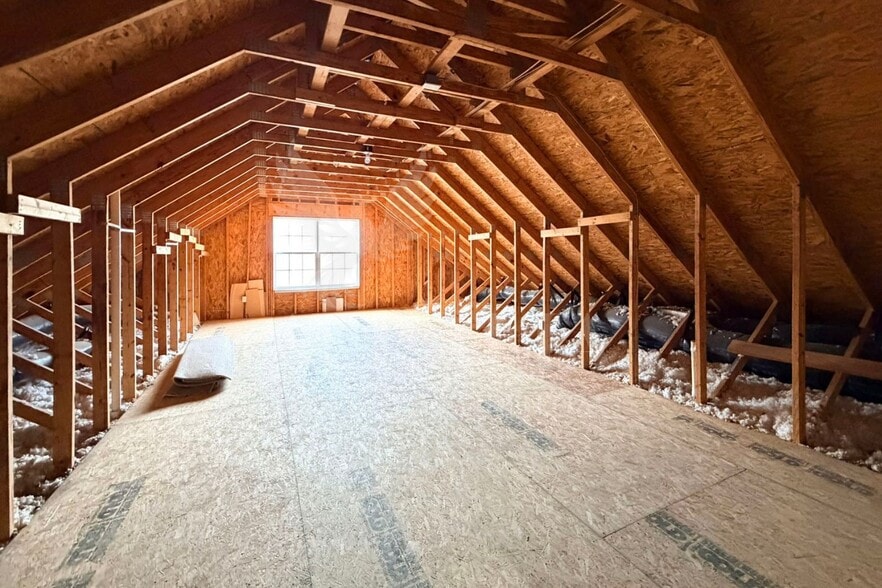 Building Photo - 101 Scotlow Way