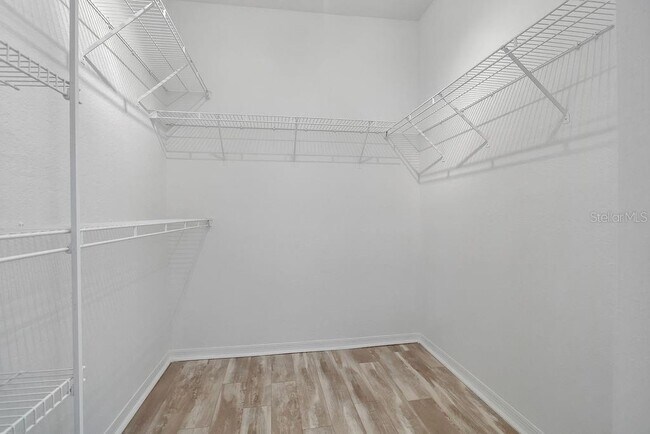 Building Photo - 8915 Legacy Ct