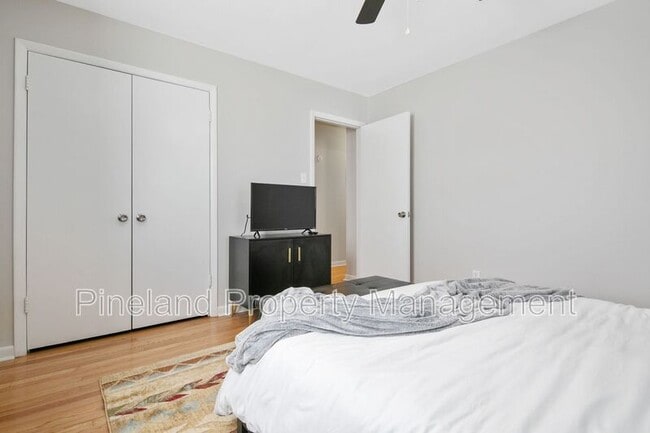 Building Photo - 6022 Elstree Pl