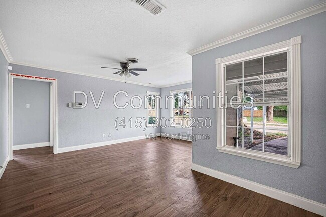 Building Photo - 3315 Bond St