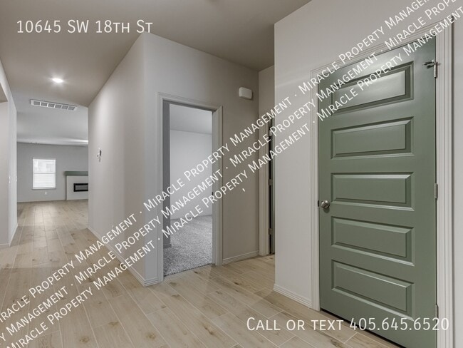 Building Photo - 10645 SW 18th St