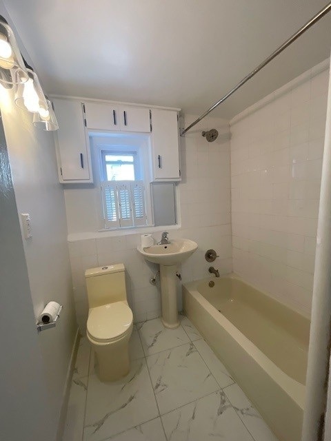 Building Photo - 257 S 2nd Ave