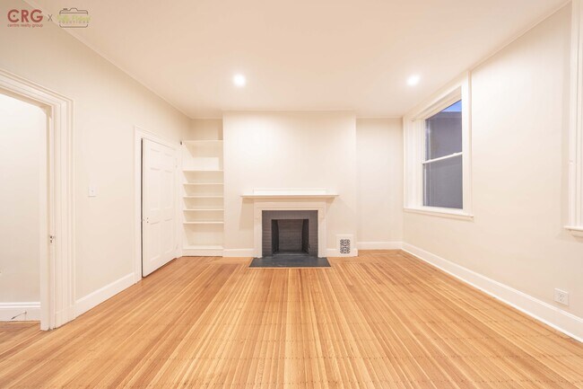 Building Photo - 1726 Beacon St