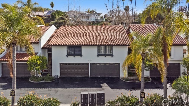 Building Photo - 34101 Via California