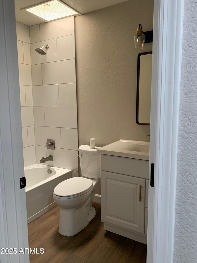 Building Photo - 6943 E Loma Land Dr