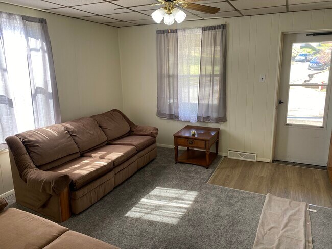 Building Photo - 3946 Adams St