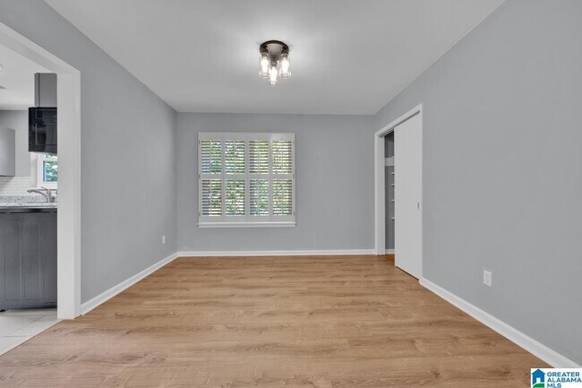 Building Photo - 2060 Montreat Dr