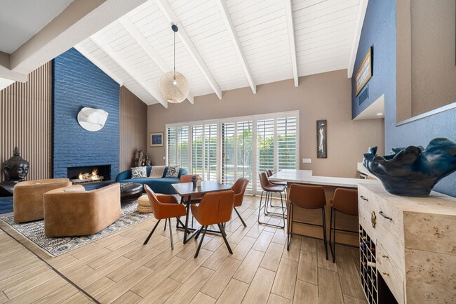 Building Photo - 37710-37710 Los Cocos Dr E