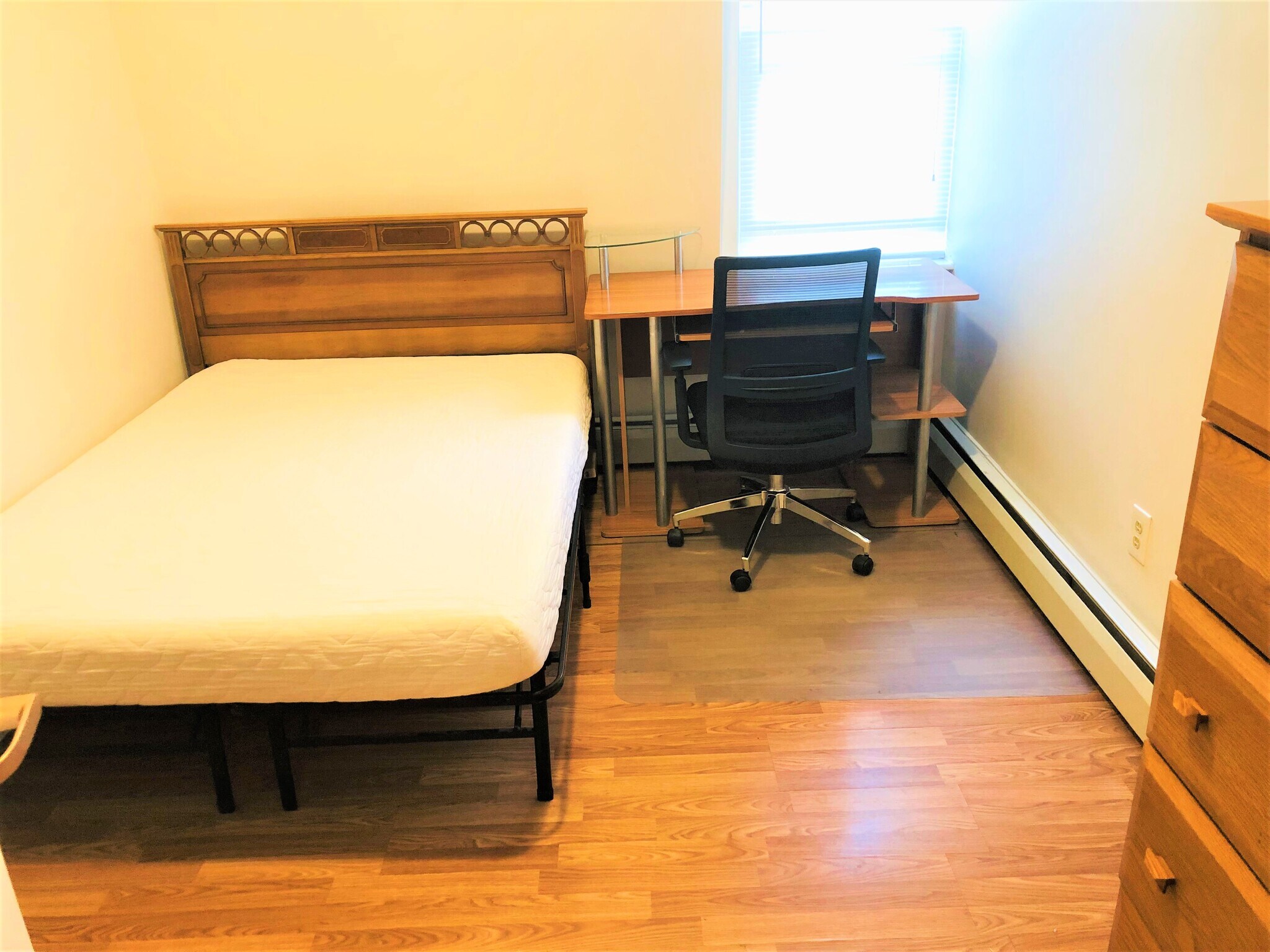 Building Photo - 76 Providence St