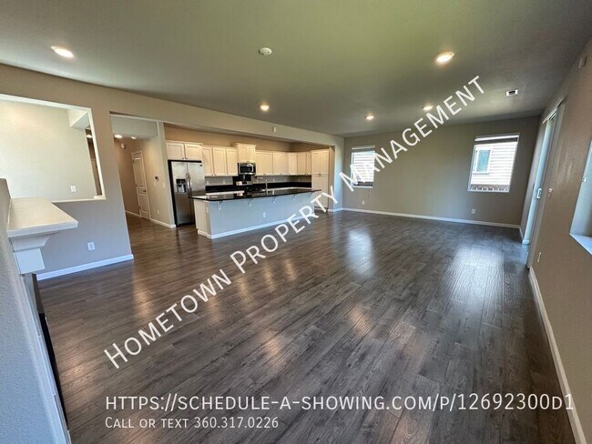 Building Photo - 3332 Juno Ct NE