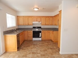 Building Photo - 2865 C St