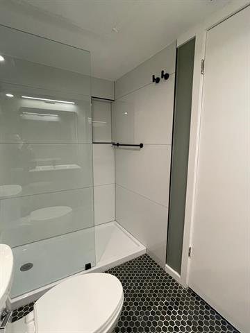 Building Photo - 7911 Meadow Park Dr