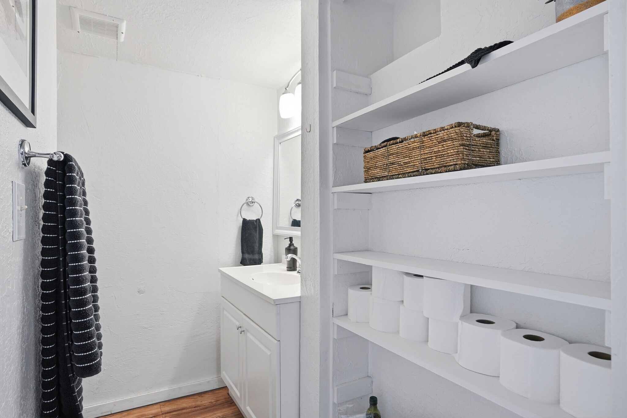 Building Photo - 4630 N 68th St