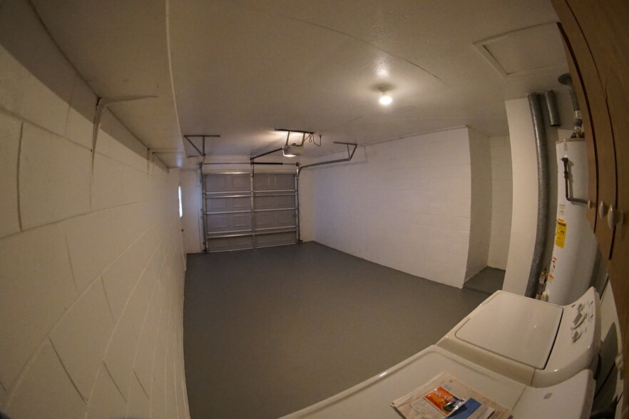 Building Photo - 6159 Sandcrest Cir