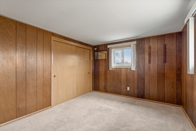 Building Photo - 537-541 N Edgelawn Drive Unit 539