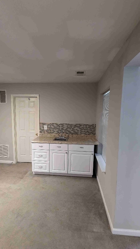 Building Photo - 13231 Maple Creek Ln