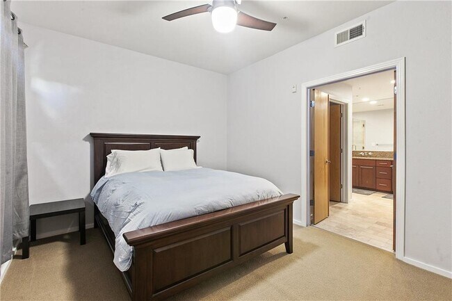 Building Photo - 1600 Barton Springs Rd