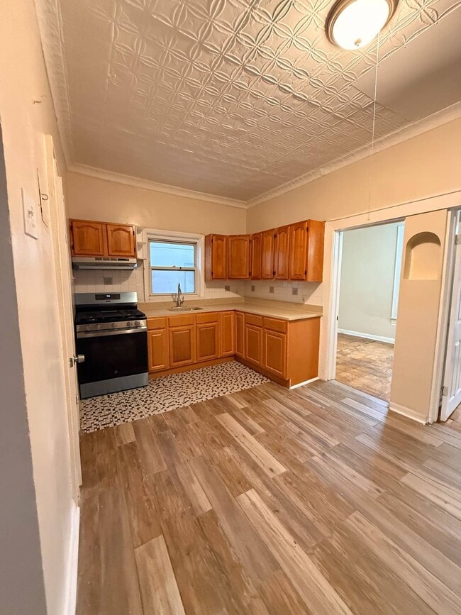 Building Photo - 2264 Pacific St