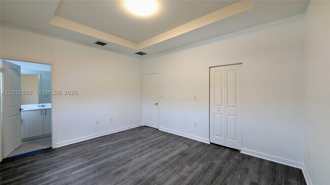 Building Photo - 2628 SE 28th St