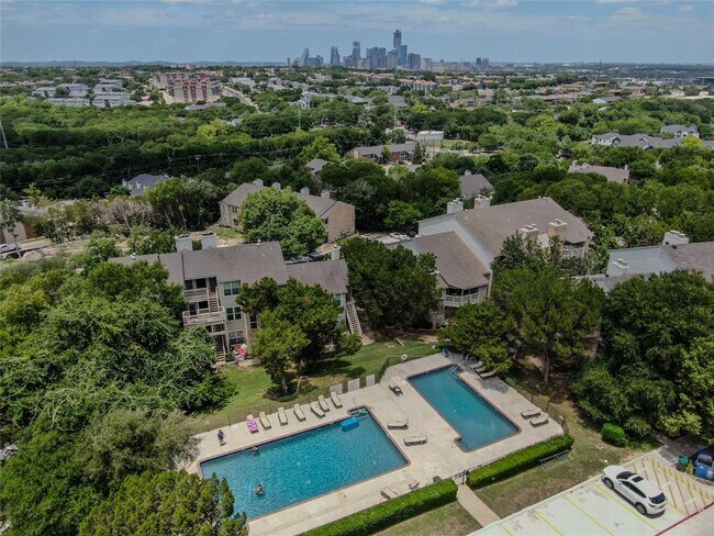 Primary Photo - 2450 Wickersham Ln