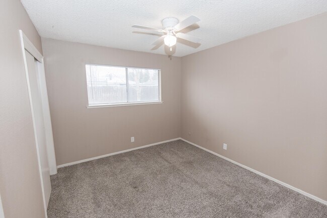 Building Photo - 3022 W San Gabriel Ave