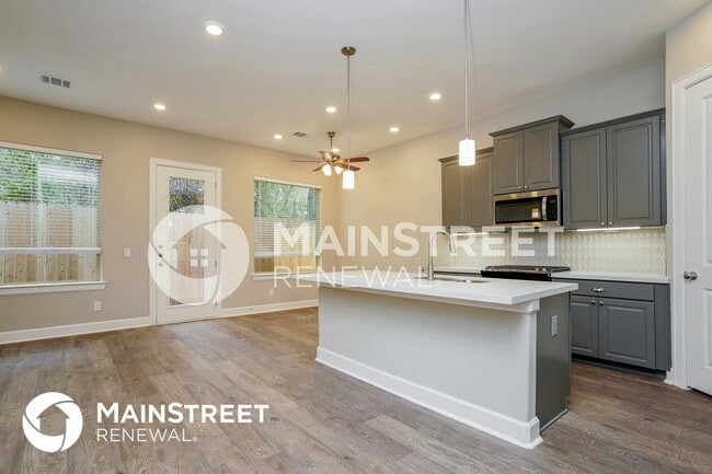 Building Photo - 5115 Royal Heath Dr