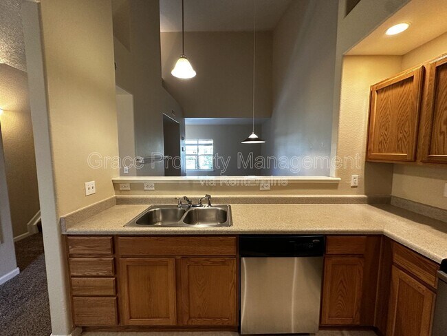 Building Photo - 5800 N Tower Dr